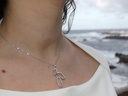 Serenity colgante oval mate brillo con cadena